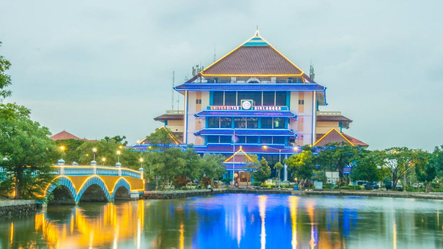 Potret Mendalam Universitas Airlangga
